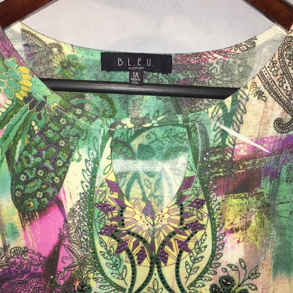 B.L.E.U. Woman Keyhole 3/4 Sleeve Boho Style Blouse Top | Size 1X - Picture 2 of 7